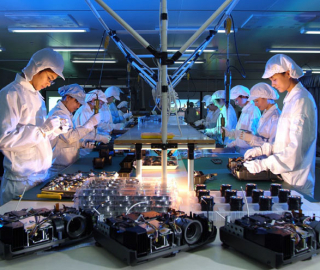 PROJECTOR-Production-Line